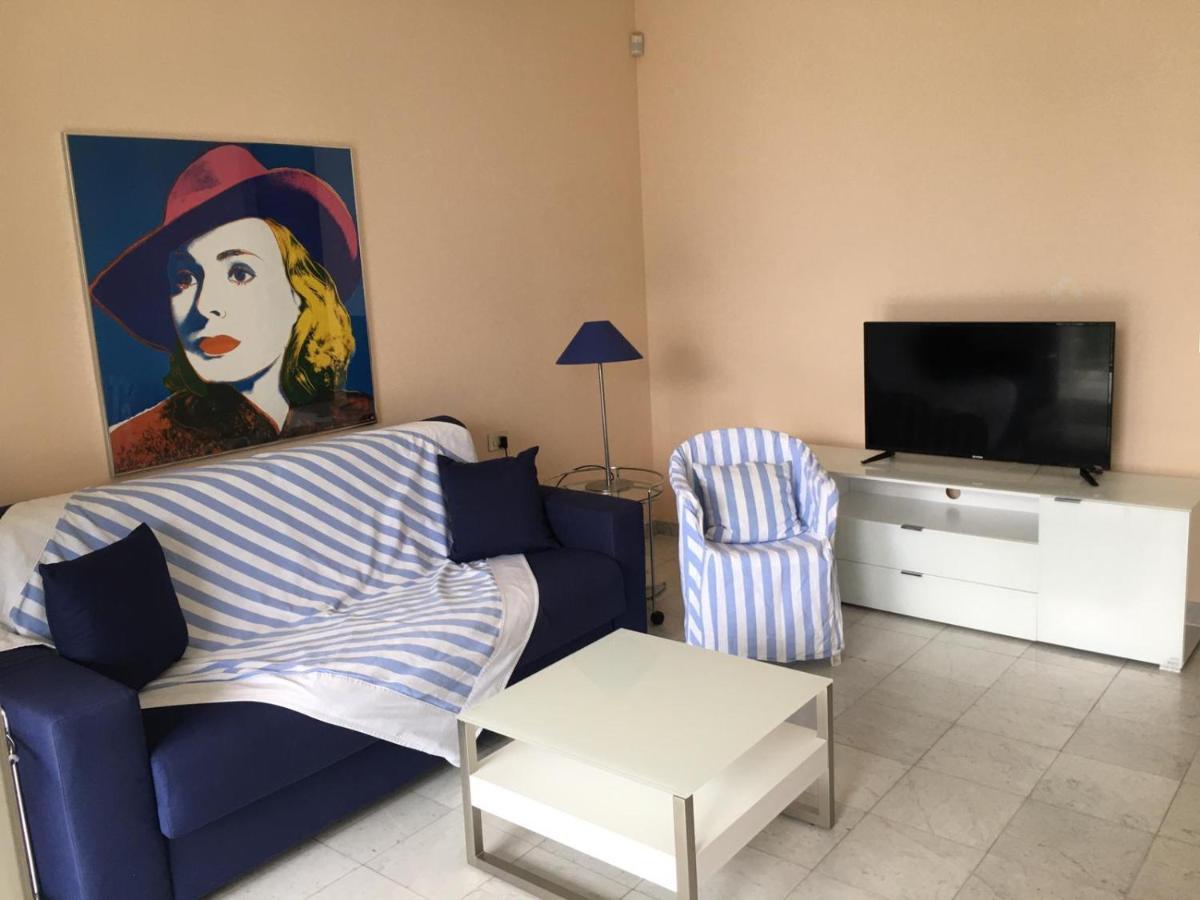 Ville Lago Lugano Porto Ceresio Eksteriør billede