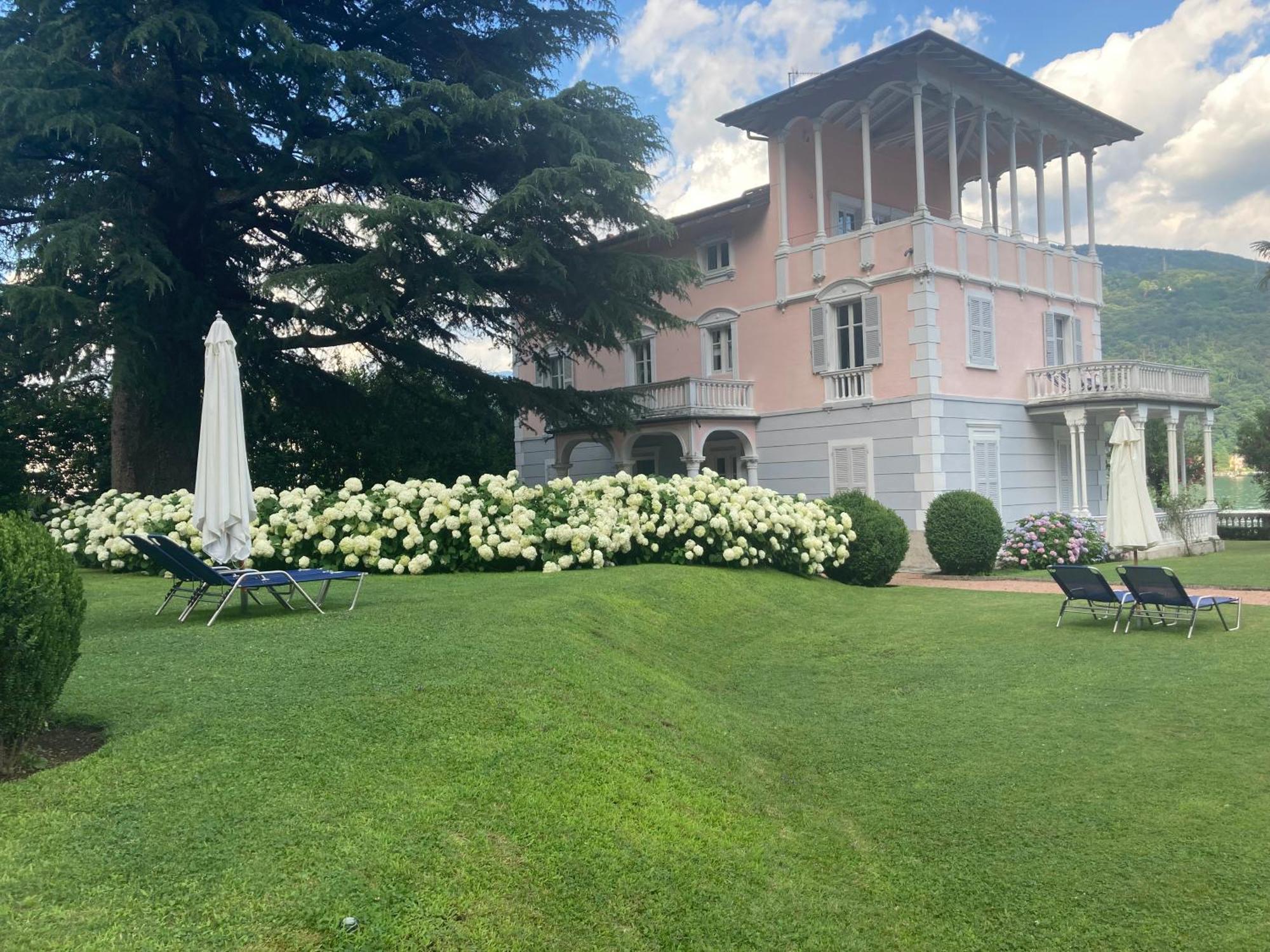 Ville Lago Lugano Porto Ceresio Eksteriør billede