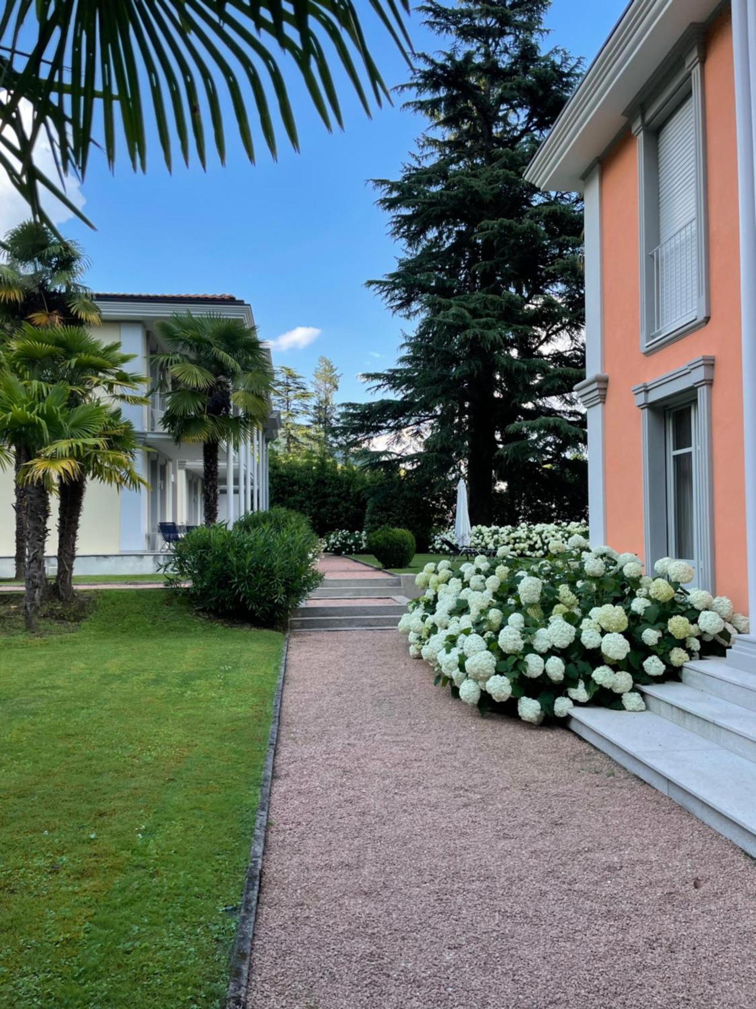 Ville Lago Lugano Porto Ceresio Eksteriør billede